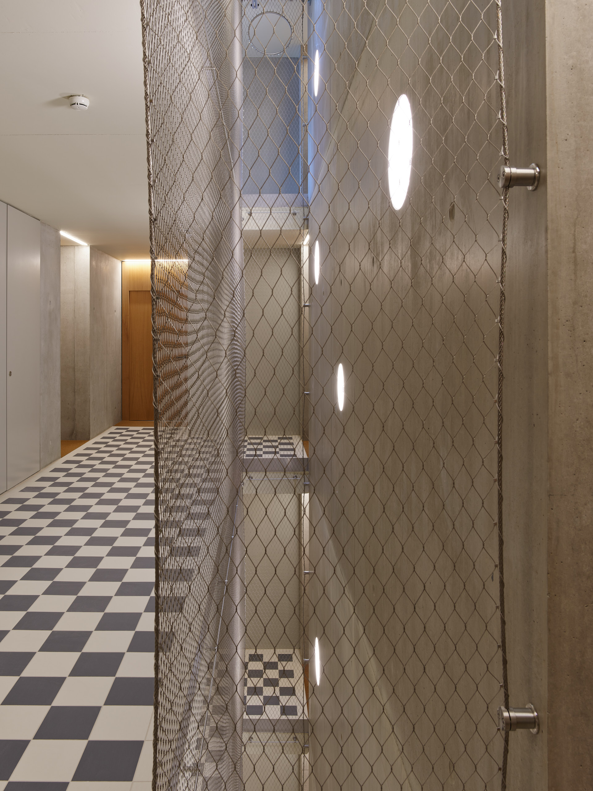 Coopératives aux Eaux-Vives